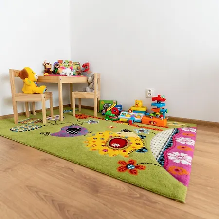 Tix - 75m2, Ac, Parking, 3 Min Europa Sc * Banská Bystrica